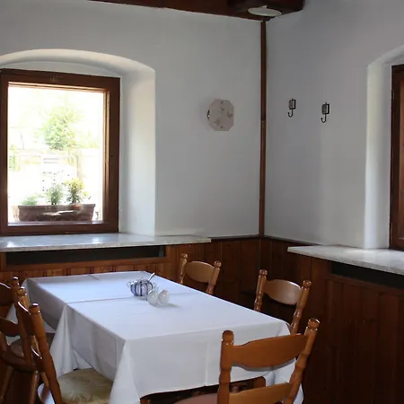 Lindenschaenke Guest house 3*