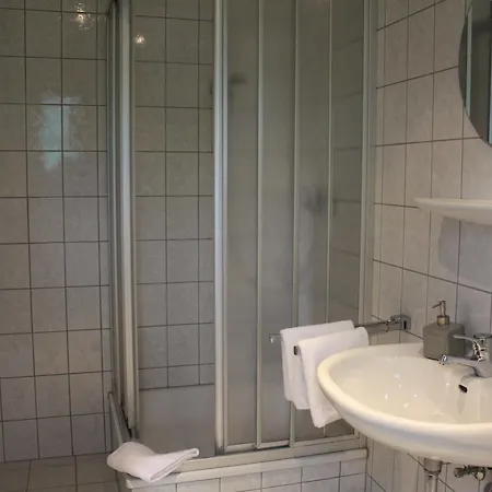 Lindenschaenke Pensjonat 3*